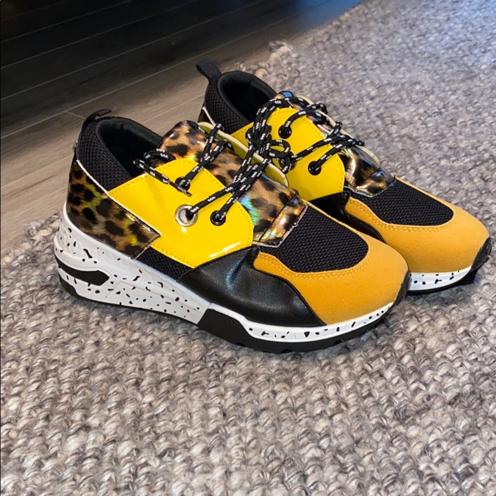 La Sheelah sneakers